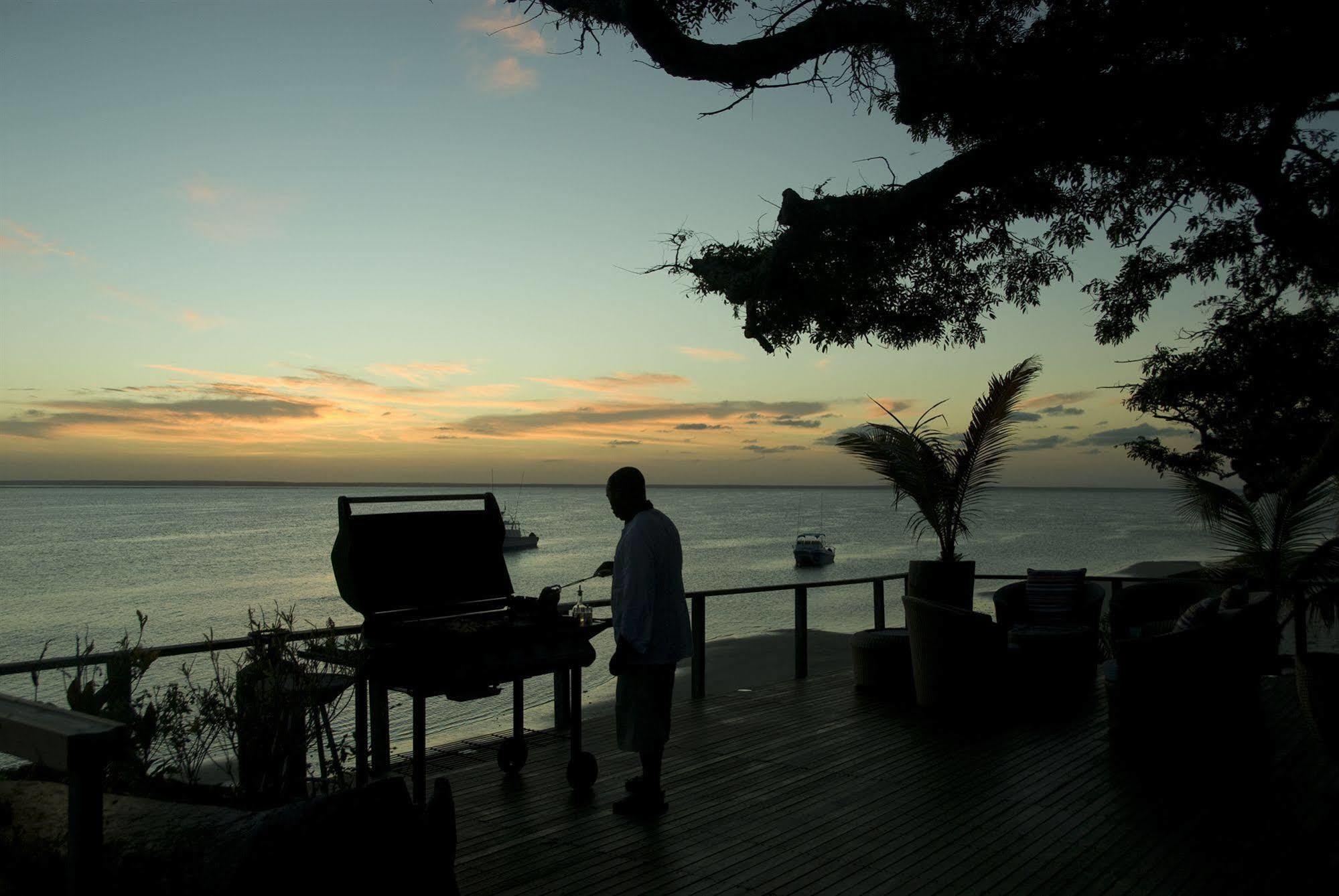 Dugong Beach Lodge Vilanculos Exterior photo
