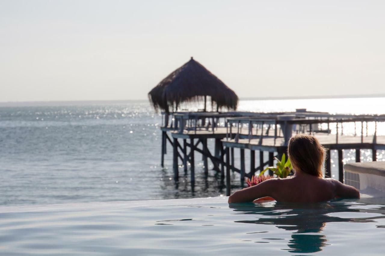 Dugong Beach Lodge Vilanculos Exterior photo